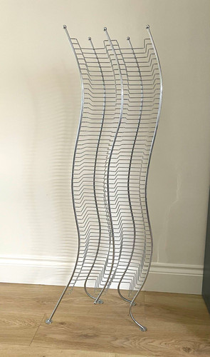 Freestanding chrome metal - freestanding,